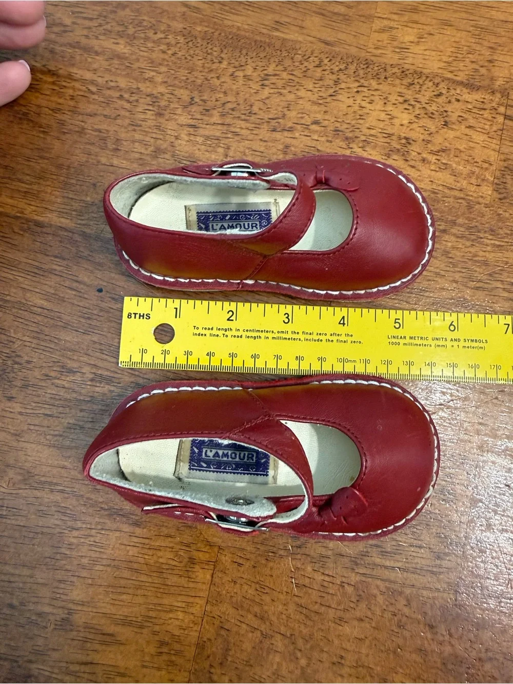 L'Amour Iris Red Leather Double Bow Mary Jane Shoes Toddler measures 7 classic